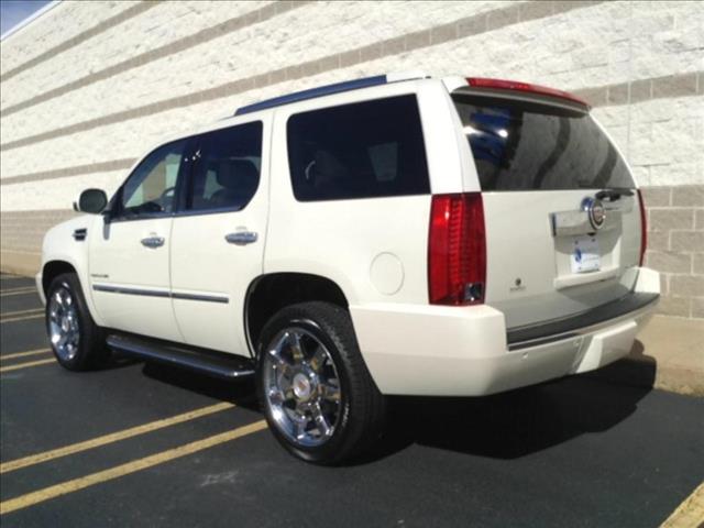 Cadillac Escalade 2014 photo 3