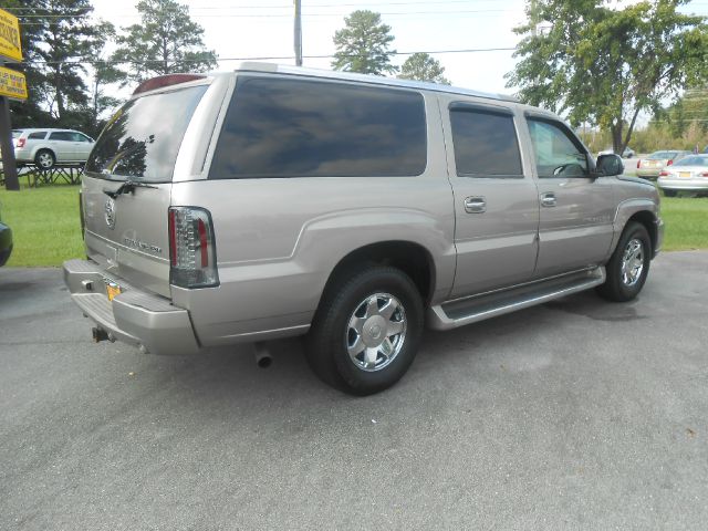 Cadillac Escalade ESV 2003 photo 3