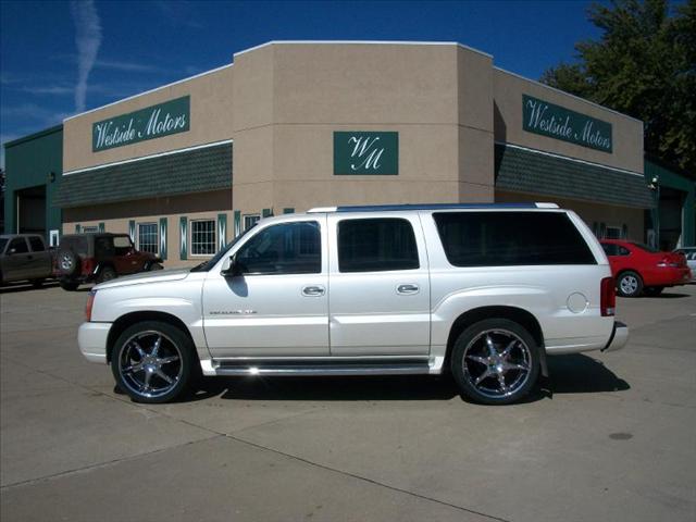 Cadillac Escalade ESV SR5 Double CAB 4X4 V6 Sport Utility