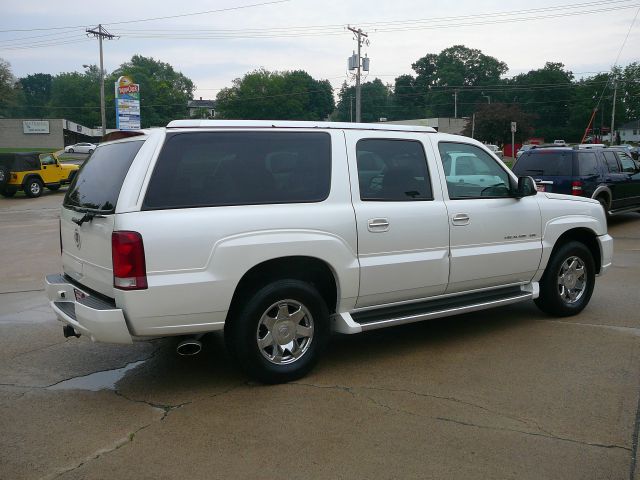 Cadillac Escalade ESV SR5 Sport Utility 4D SUV