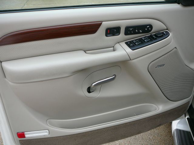 Cadillac Escalade ESV 2004 photo 7