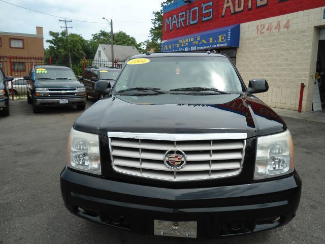 Cadillac Escalade ESV SR5 Sport Utility 4D SUV