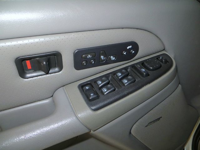 Cadillac Escalade ESV 2004 photo 26