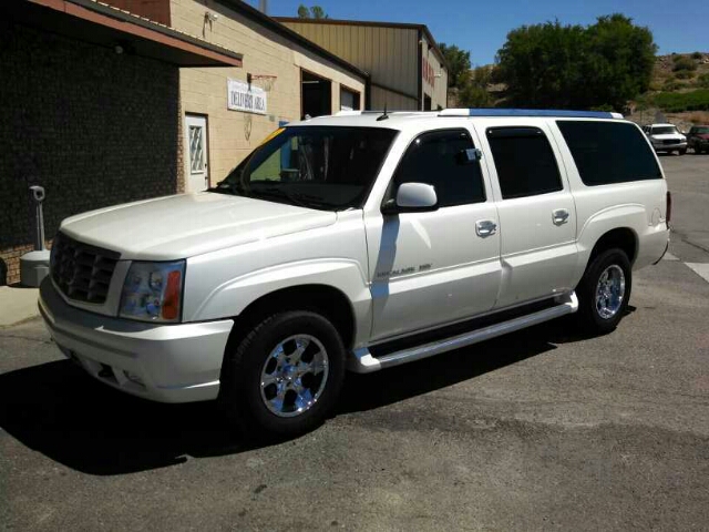 Cadillac Escalade ESV 2004 photo 14