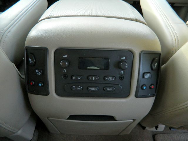 Cadillac Escalade ESV 2004 photo 7