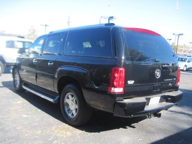 Cadillac Escalade ESV 2005 photo 1