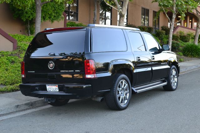 Cadillac Escalade ESV 2005 photo 4