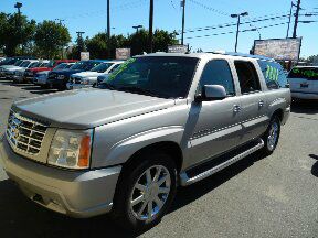 Cadillac Escalade ESV 2005 photo 2