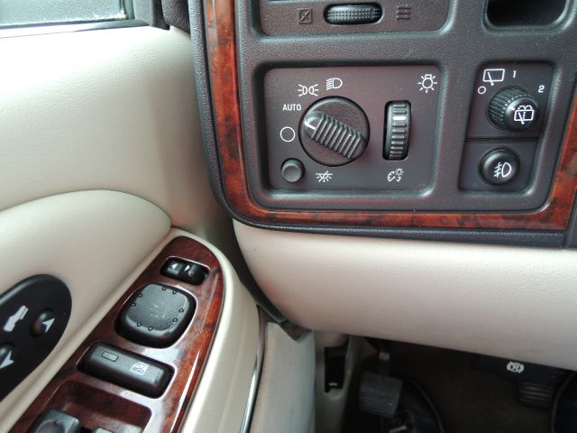 Cadillac Escalade ESV 2005 photo 19