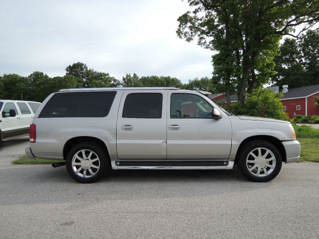 Cadillac Escalade ESV 2005 photo 34