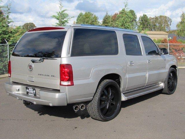 Cadillac Escalade ESV 2005 photo 3