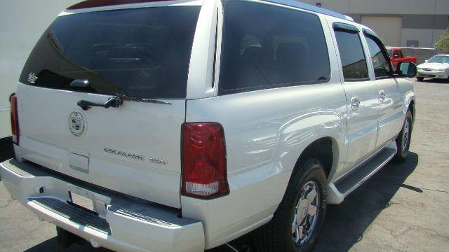 Cadillac Escalade ESV 2005 photo 9