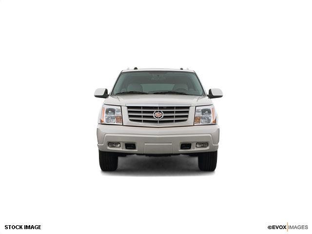 Cadillac Escalade ESV 2005 photo 2