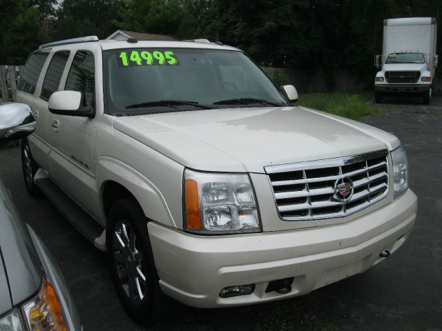 Cadillac Escalade ESV 2005 photo 1