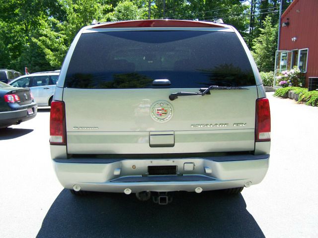 Cadillac Escalade ESV 2006 photo 1