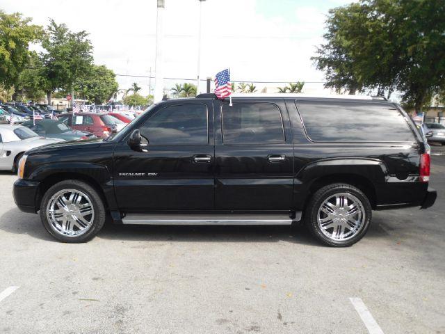 Cadillac Escalade ESV 2006 photo 1