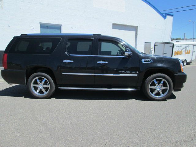 Cadillac Escalade ESV 2007 photo 1