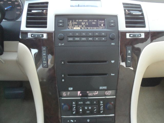 Cadillac Escalade ESV 2007 photo 9