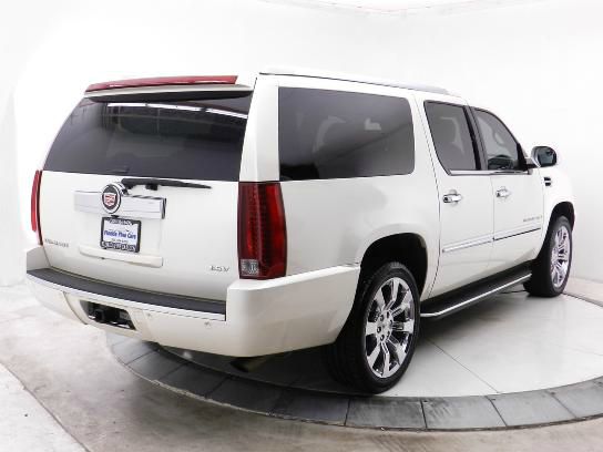 Cadillac Escalade ESV 2007 photo 2