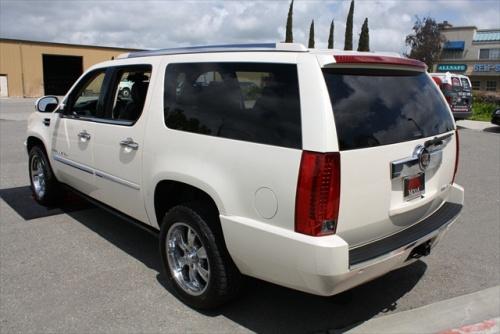 Cadillac Escalade ESV 2007 photo 1