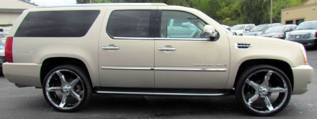 Cadillac Escalade ESV SR5 Sport Utility 4D SUV