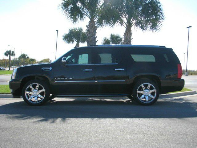 Cadillac Escalade ESV 2007 photo 1