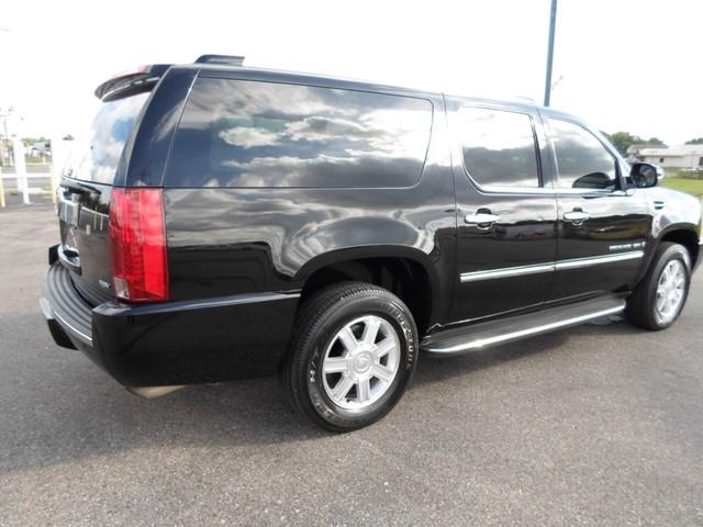 Cadillac Escalade ESV 2007 photo 1