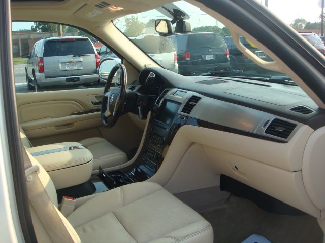 Cadillac Escalade ESV 2007 photo 1