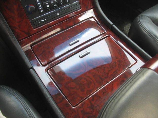 Cadillac Escalade ESV 2007 photo 17