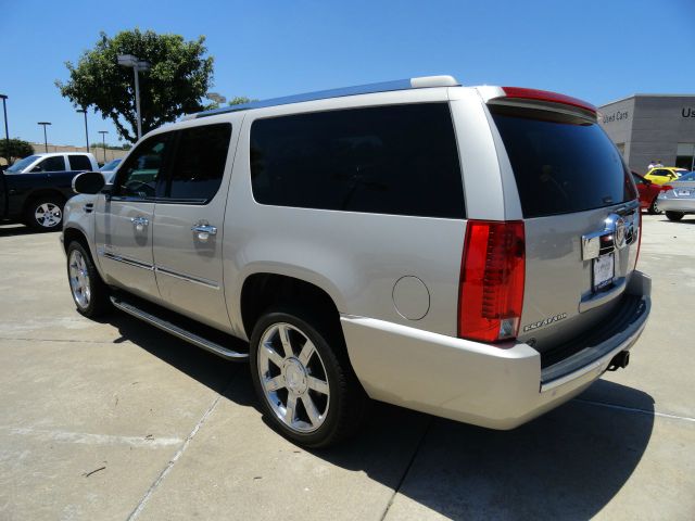 Cadillac Escalade ESV 2008 photo 4