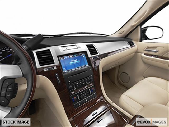 Cadillac Escalade ESV 2008 photo 1