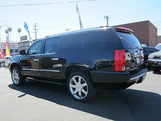 Cadillac Escalade ESV 2009 photo 3