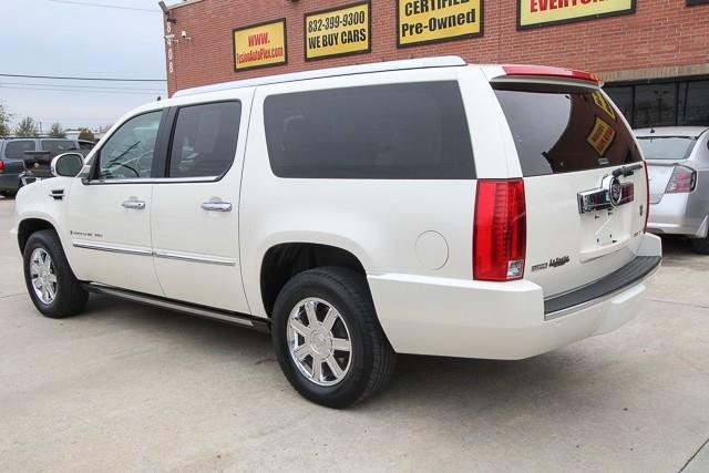 Cadillac Escalade ESV 2009 photo 14