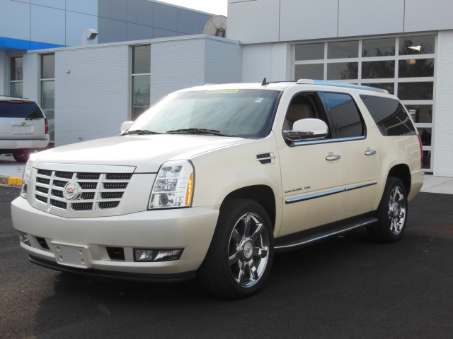 Cadillac Escalade ESV 2010 photo 5