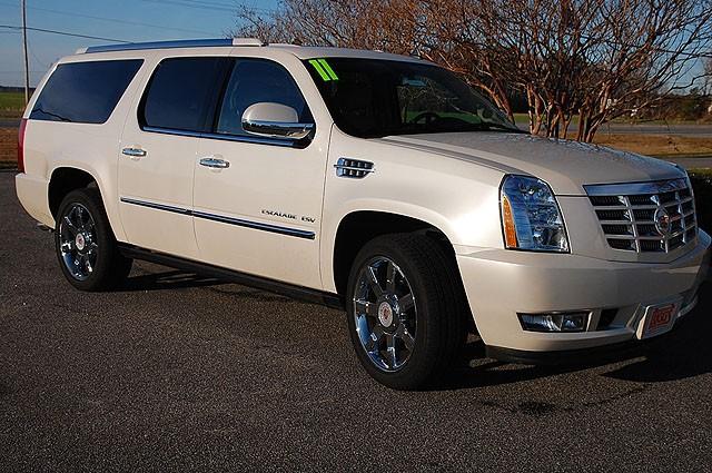 Cadillac Escalade ESV 2011 photo 5