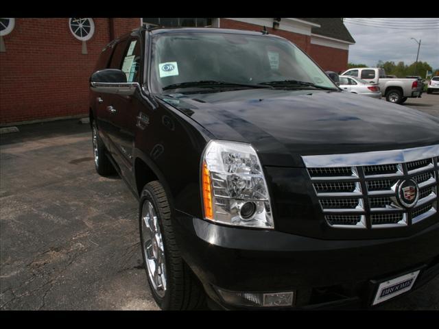 Cadillac Escalade ESV 2011 photo 5