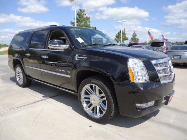 Cadillac Escalade ESV 2011 photo 1