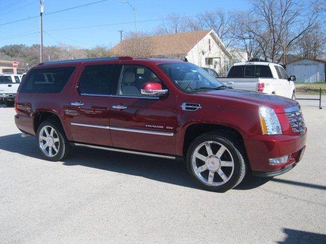 Cadillac Escalade ESV 2011 photo 2