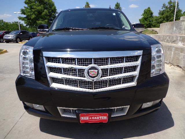 Cadillac Escalade ESV 2012 photo 1