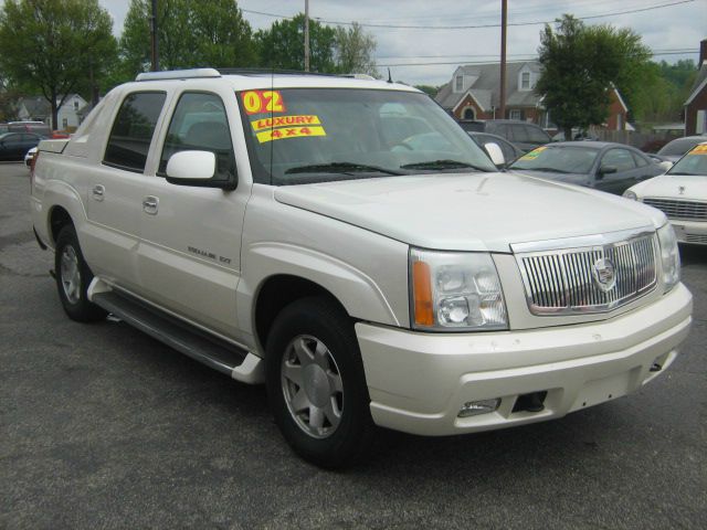 Cadillac Escalade EXT 2002 photo 17