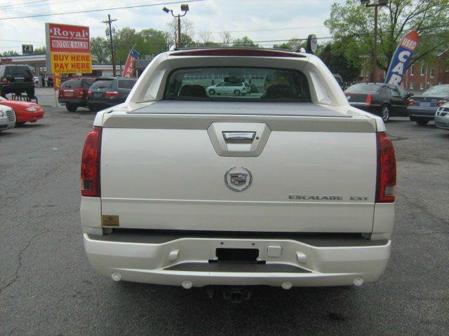 Cadillac Escalade EXT 2002 photo 6