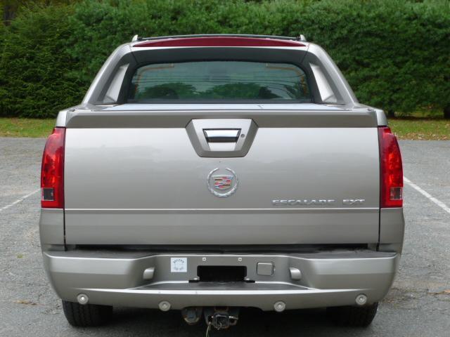 Cadillac Escalade EXT 2002 photo 4