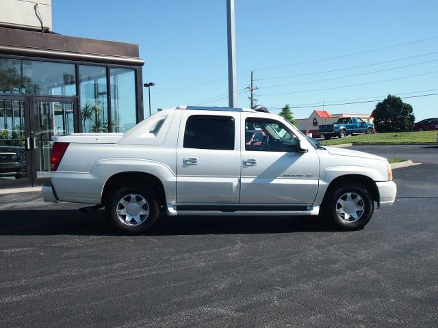 Cadillac Escalade EXT 2002 photo 4