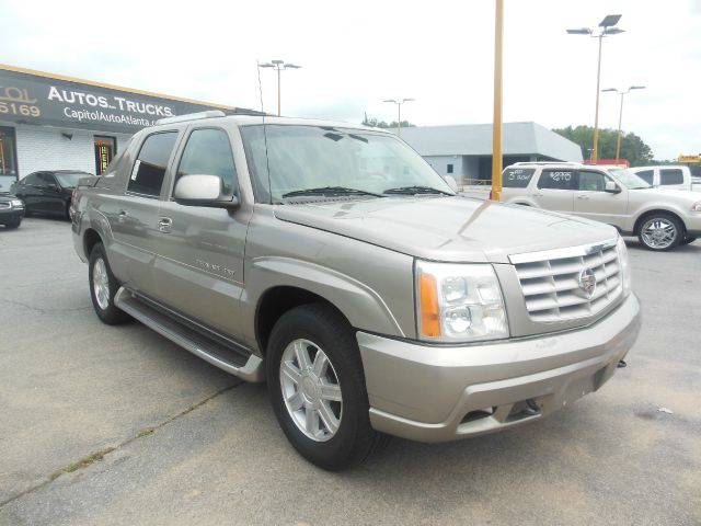 Cadillac Escalade EXT 2002 photo 17