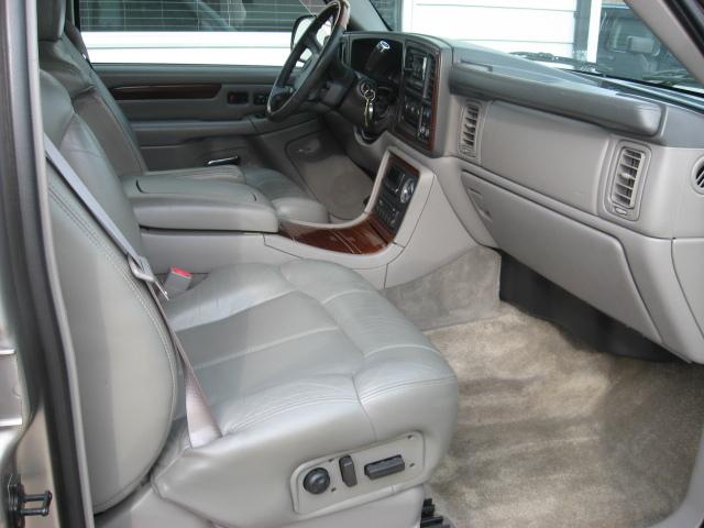 Cadillac Escalade EXT 2002 photo 4