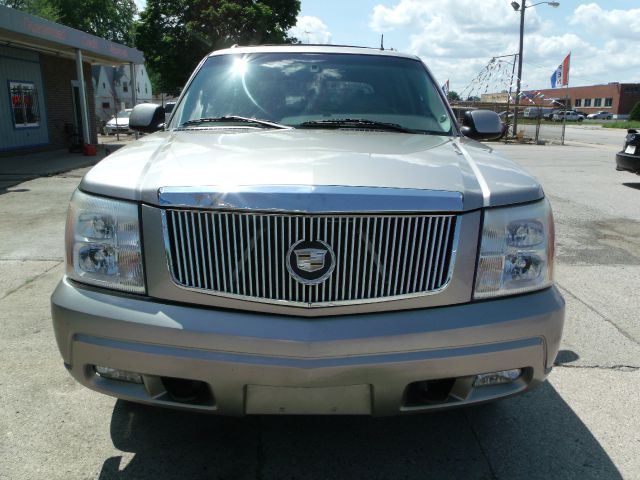 Cadillac Escalade EXT 2002 photo 4