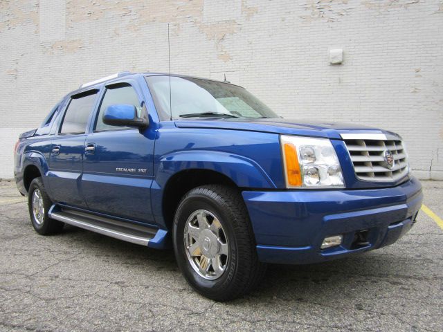 Cadillac Escalade EXT 2003 photo 11