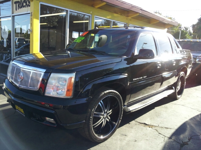 Cadillac Escalade EXT 2004 photo 3