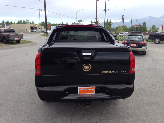 Cadillac Escalade EXT 2005 photo 3