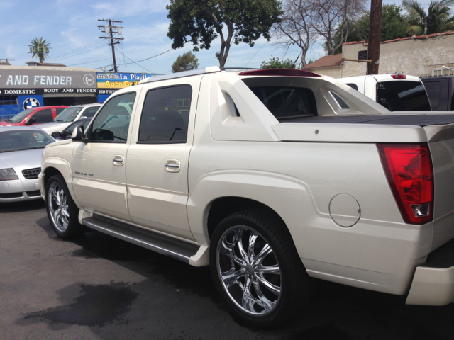 Cadillac Escalade EXT 2006 photo 1